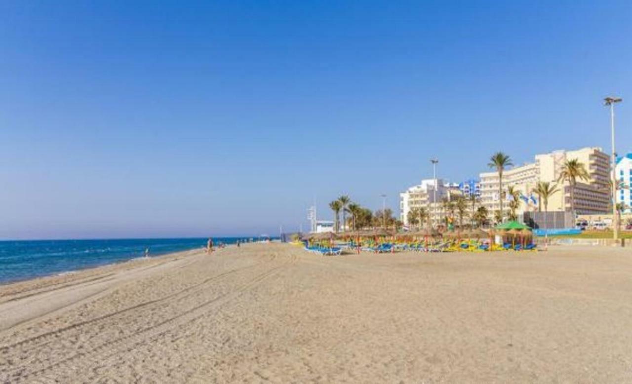 Expoholidays - Apartamentos En Primera Linea Агвадульсе Экстерьер фото